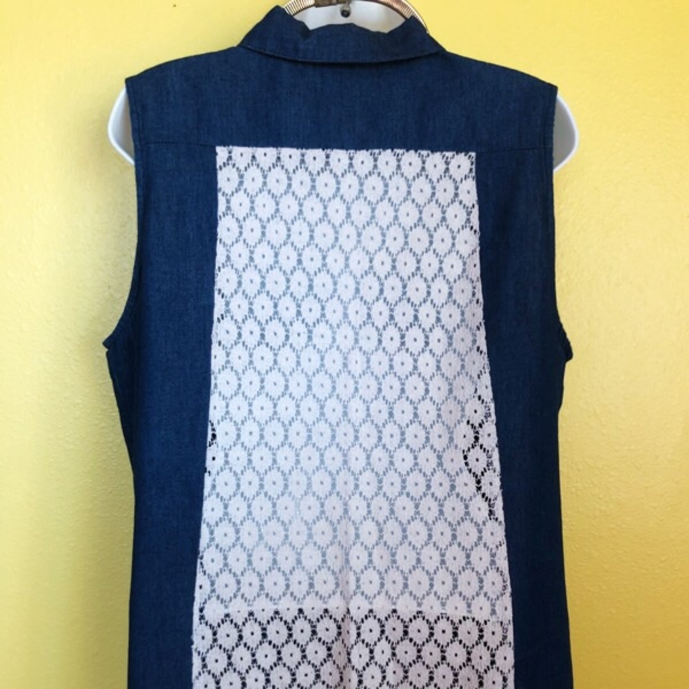 Lace Panel Sleeveless Denim Blouse